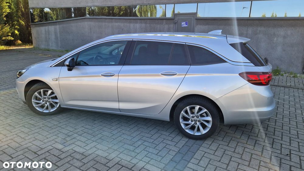 Opel Astra - 4