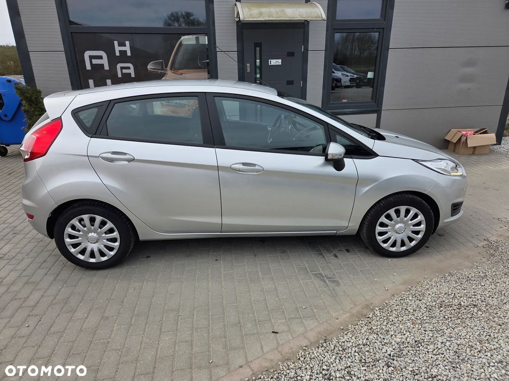 Ford Fiesta 1.5 TDCi ST&St Titanium - 6