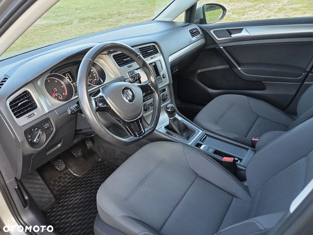 Volkswagen Golf 1.6 TDI BlueMotion Technology Trendline - 13