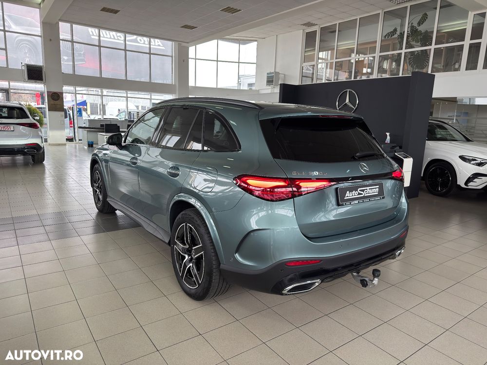 Mercedes-Benz GLC 300 e 4Matic 9G-TRONIC AMG Line Advanced - 8