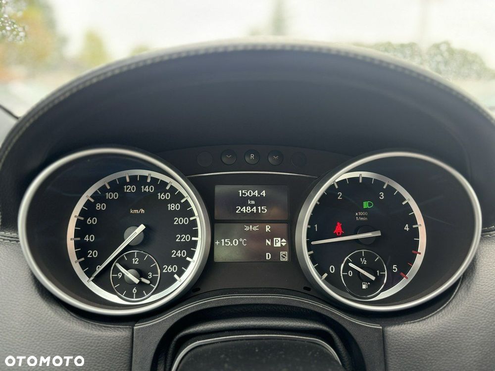 Mercedes-Benz GL - 16