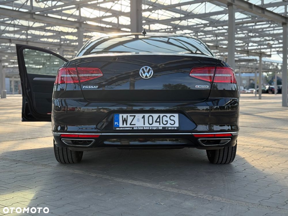 Volkswagen Passat 2.0 TSI 4Mot R-Line Edition DSG - 7