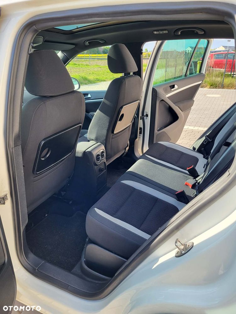 Volkswagen Tiguan 1.4 TSI Perfectline R-Style - 13