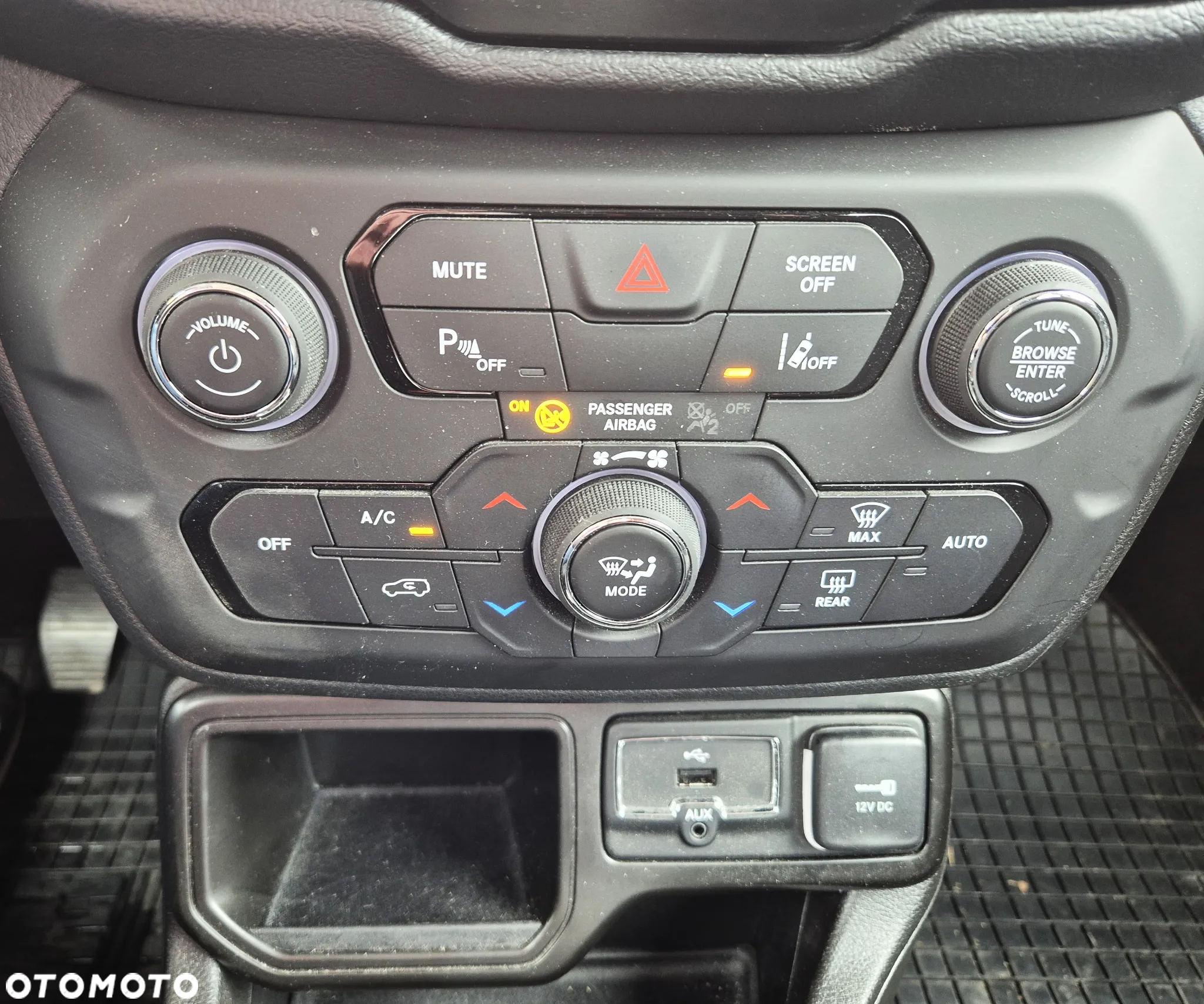 Jeep Renegade 1.0 GSE T3 Turbo Limited FWD S&S - 28