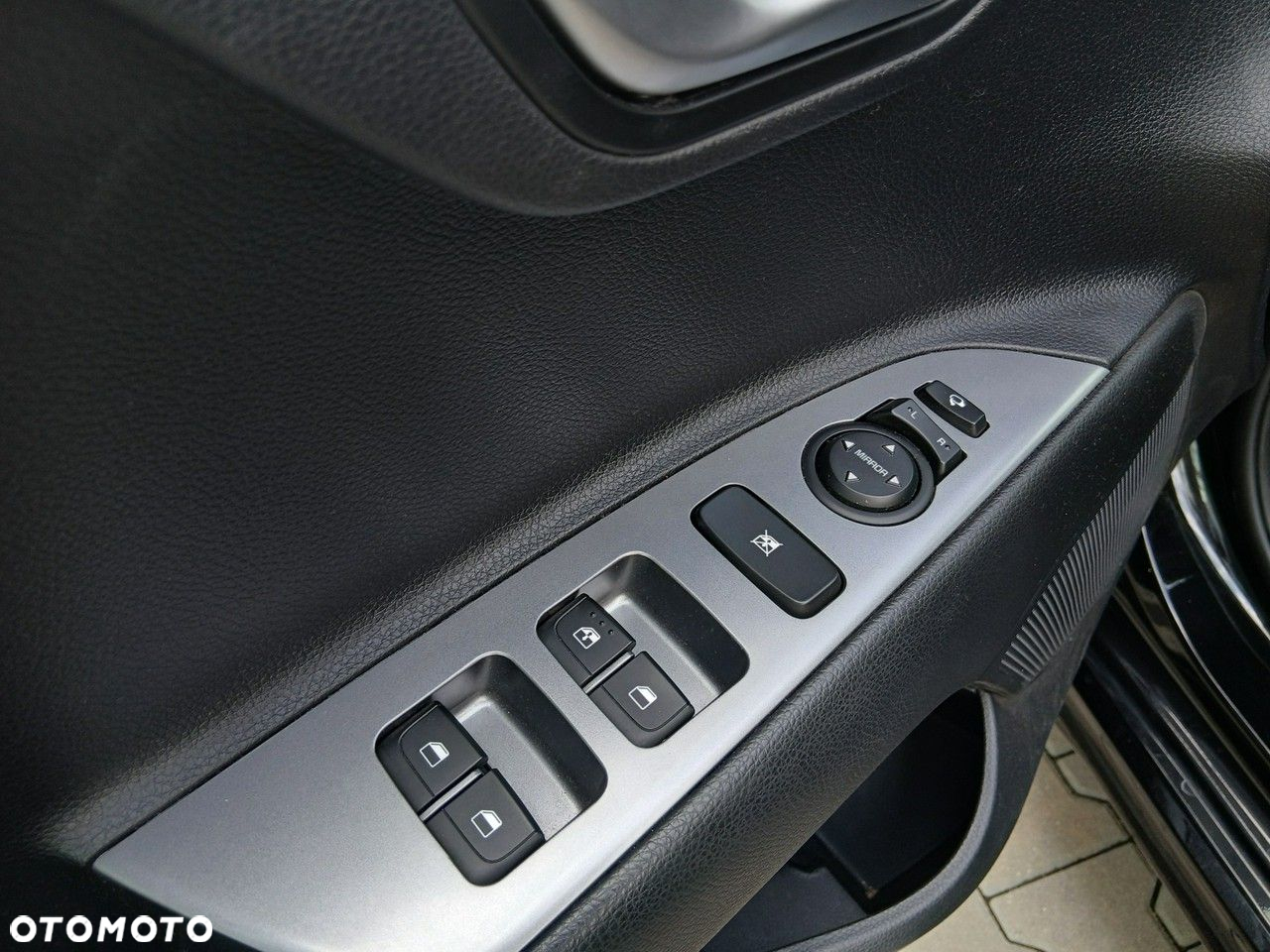 Kia Rio - 17