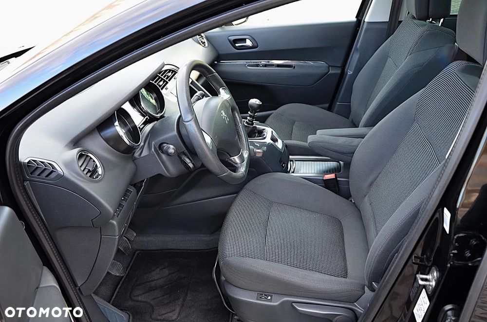 Peugeot 5008 HDI 150 Business-Line - 12