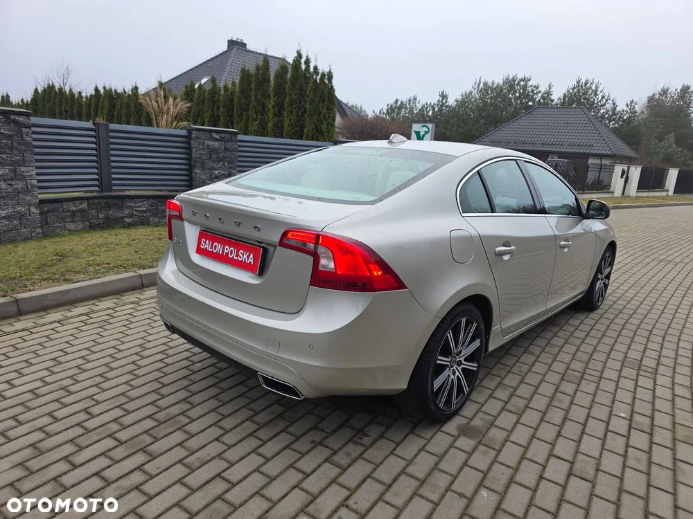 Volvo S60 D4 Geartronic Summum - 16