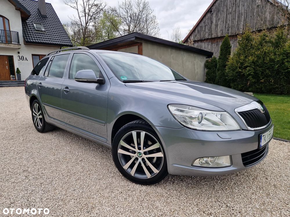 Skoda Octavia 1.8 TSI FAMILY - 2