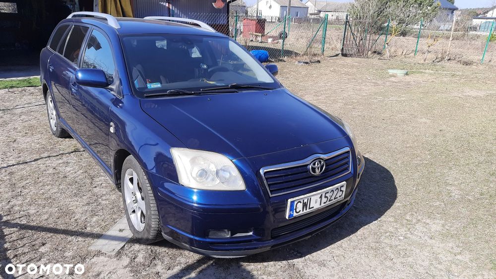 Toyota Avensis 2.0 D-4D Combi - 1