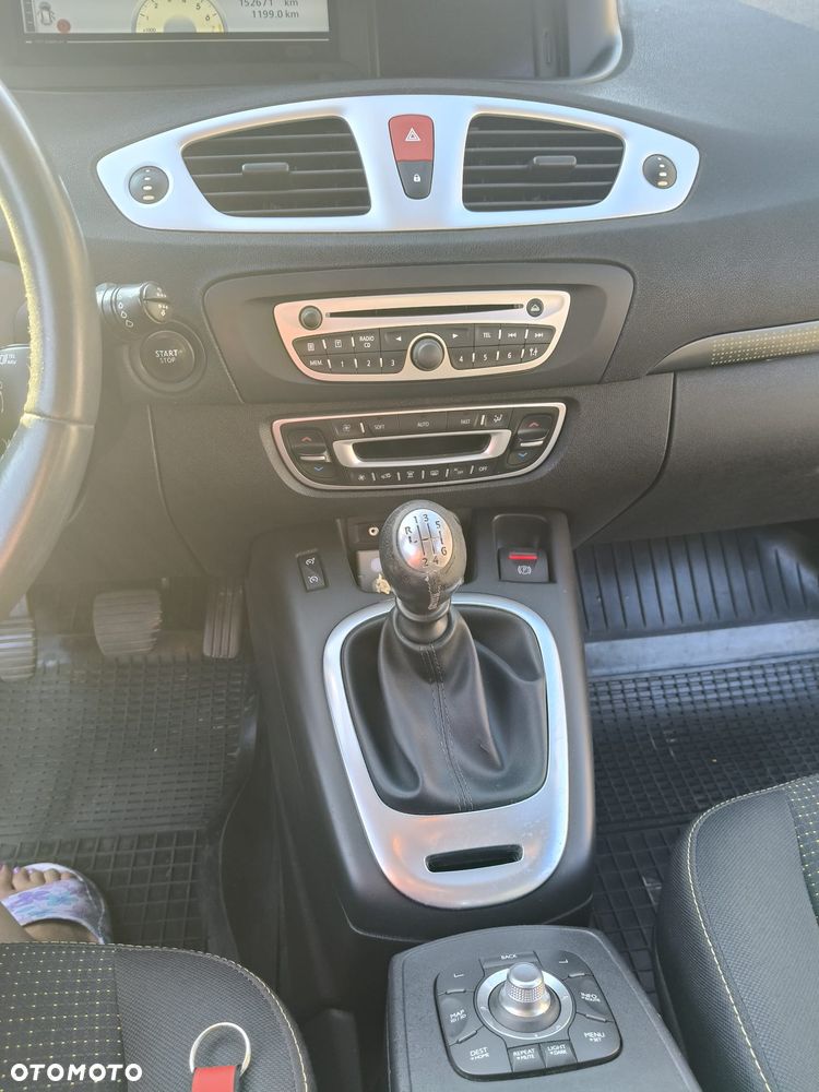 Renault Scenic 1.6 16V Confort Expression - 5