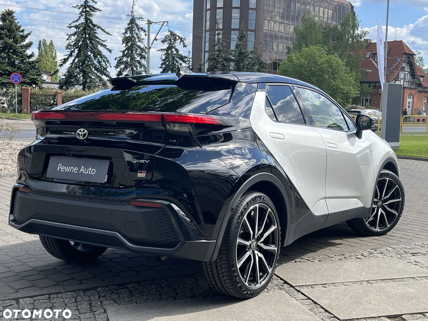 Toyota C-HR 2.0 Hybrid Dynamic Force GR Sport Premiere Edition - 4