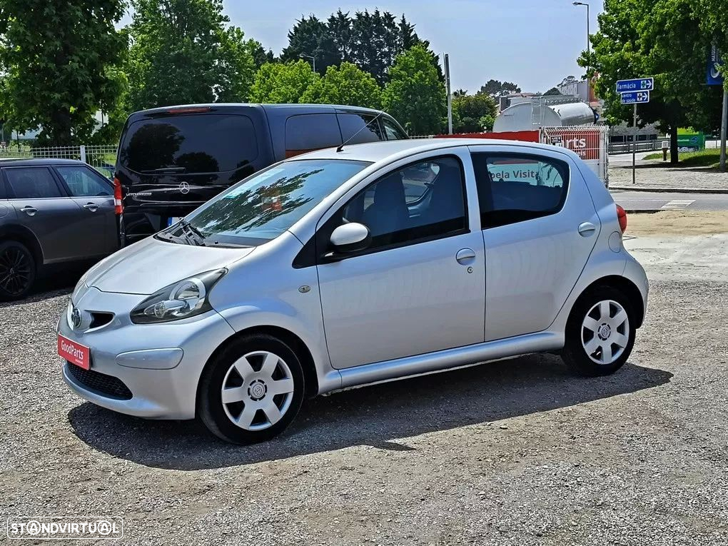 Toyota Aygo 1.0 + AC+VSC - 6