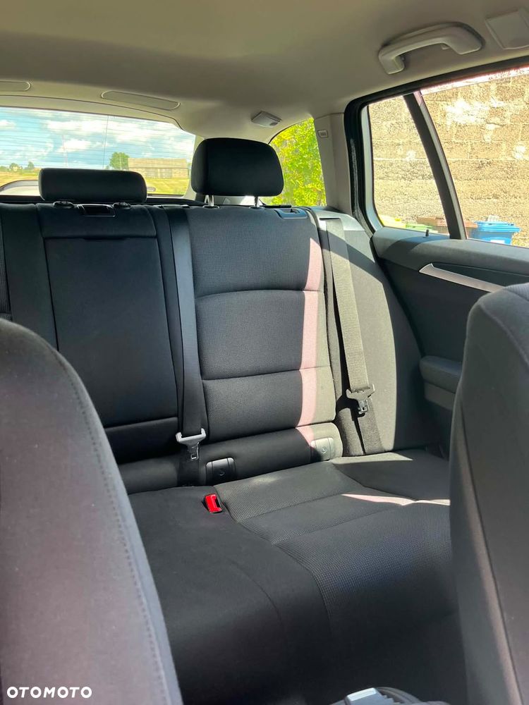 BMW Seria 5 520d Luxury Line - 14