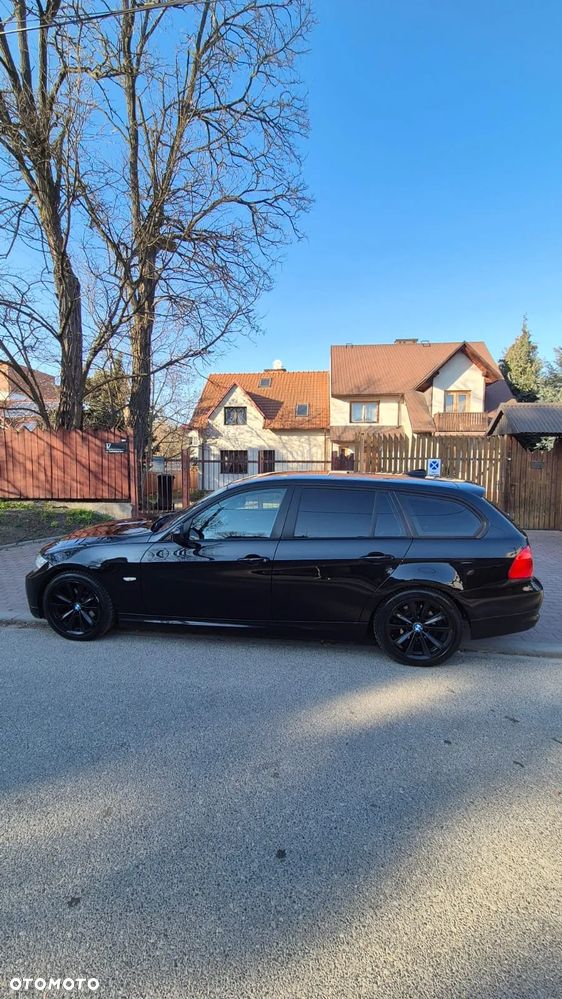 BMW Seria 3 320d DPF Efficient Dynamics Edition - 8