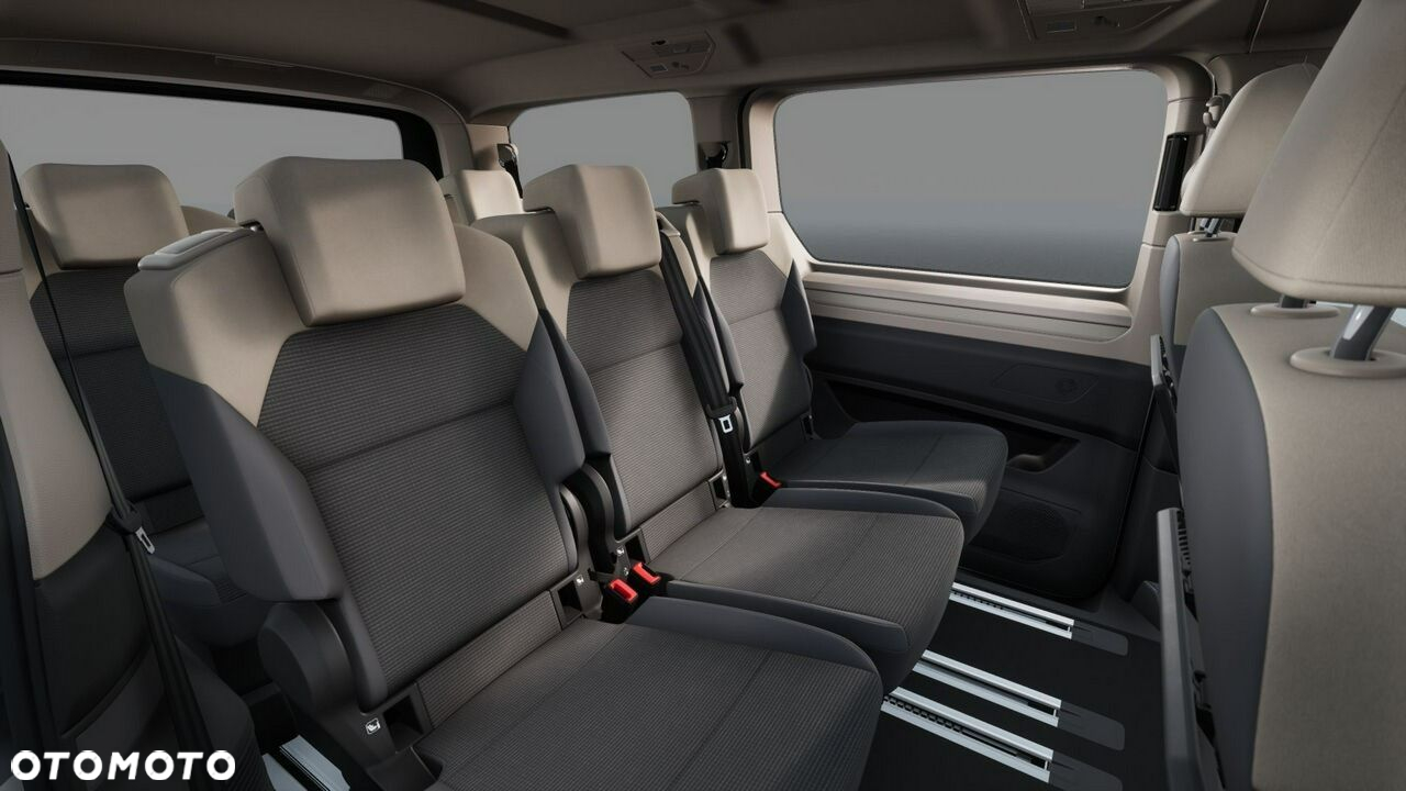 Volkswagen Multivan - 18