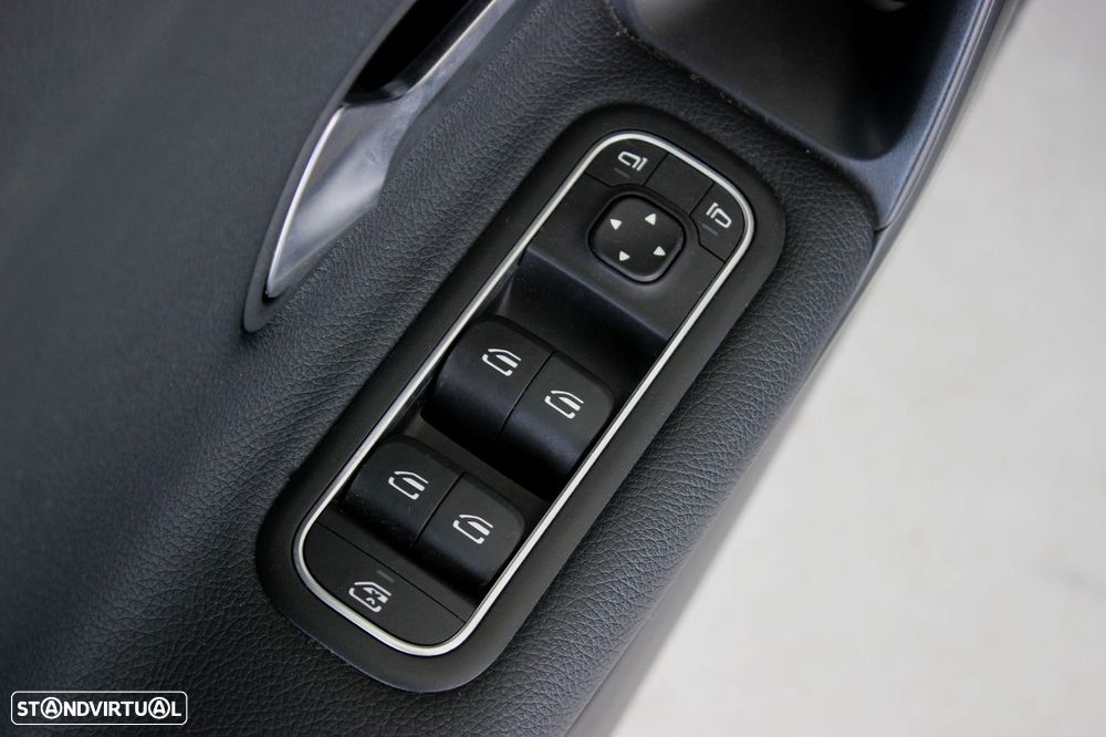 Mercedes-Benz CLA 180 d Shooting Brake Business Solutions Aut. - 12