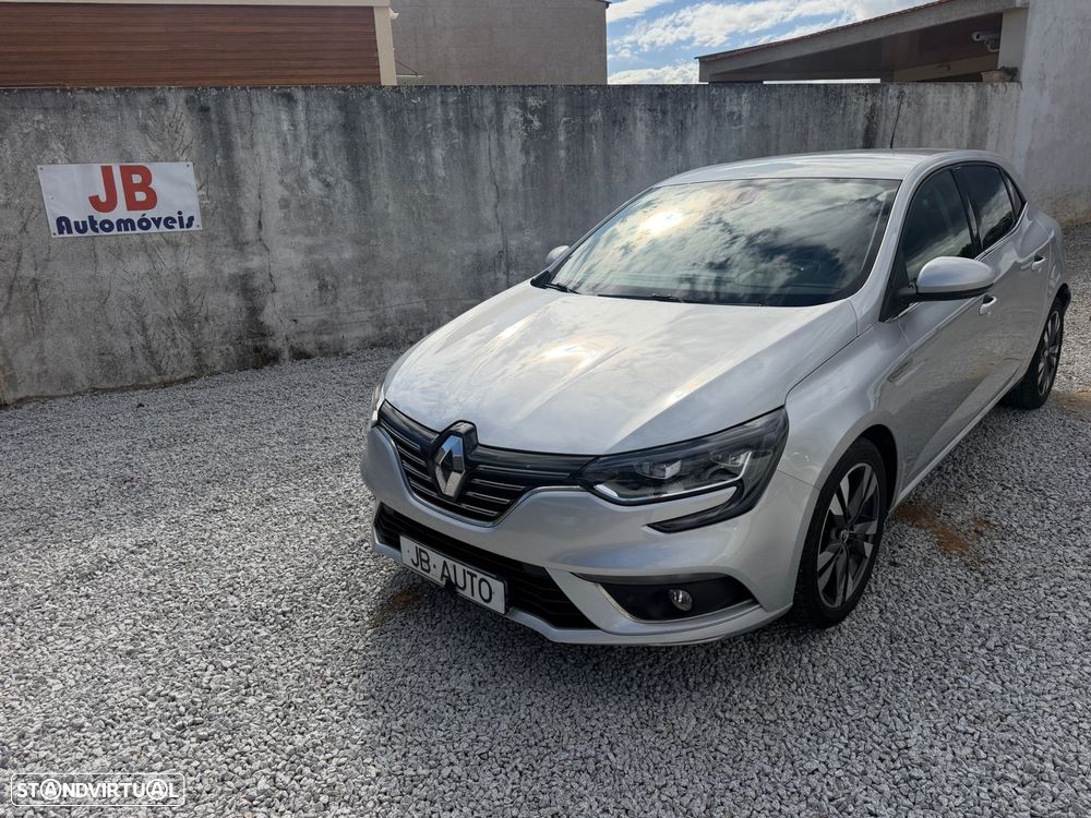 Renault Mégane 1.5 Blue dCi Intens - 2