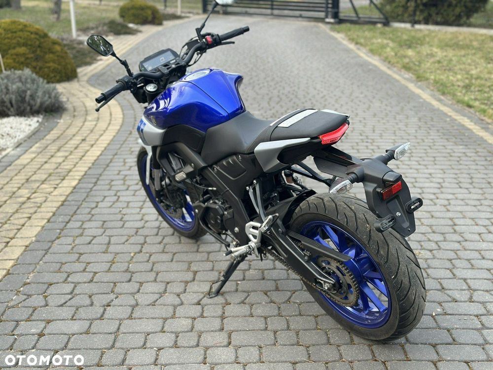 Yamaha MT - 4
