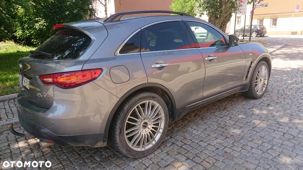 Infiniti QX70 3.0d AWD S Premium - 4