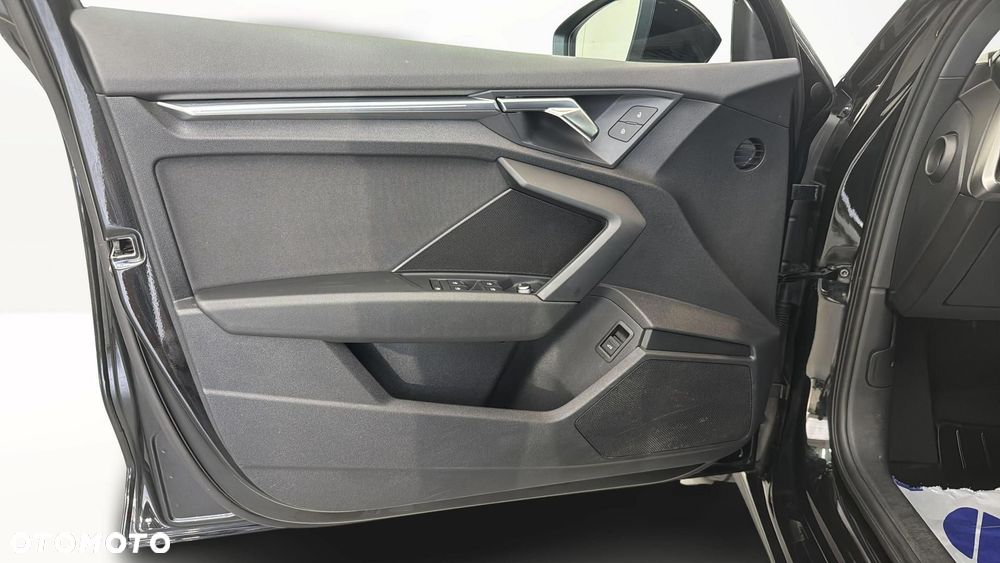 Audi A3 Limousine 35 TFSI mHEV S tronic - 11