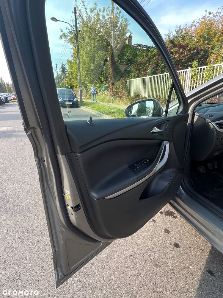 Opel Astra - 18