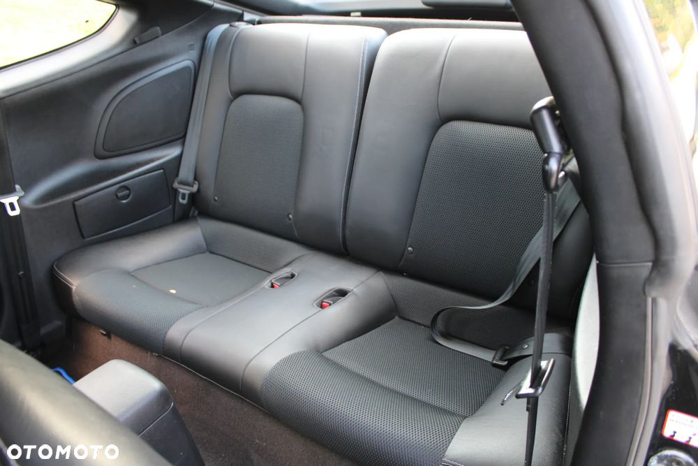 Hyundai Coupe - 25