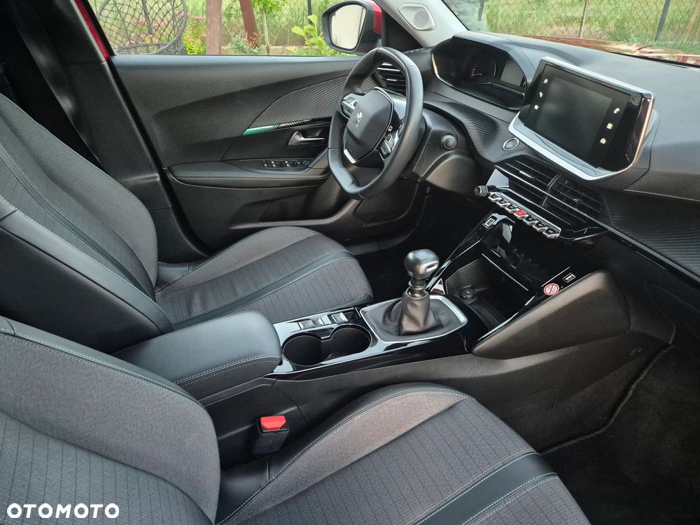 Peugeot 2008 1.2 PureTech Active Pack S&S - 11