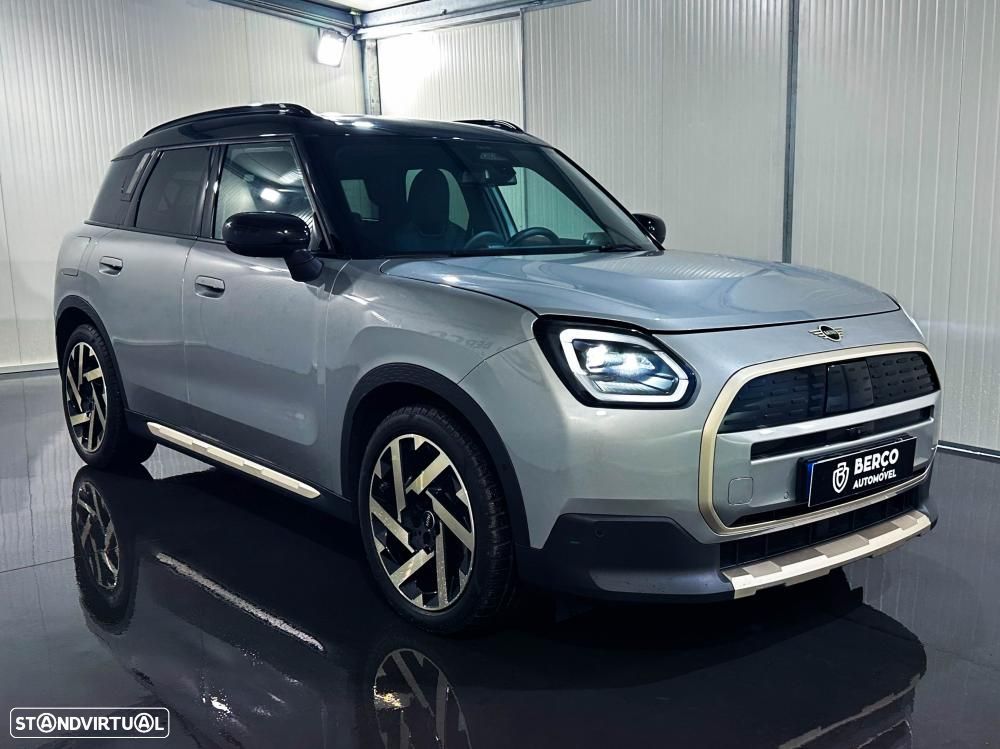 MINI Countryman E Favoured - 4