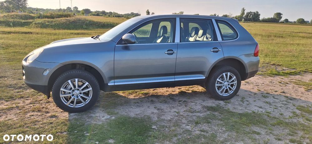 Porsche Cayenne S Tiptronic - 11