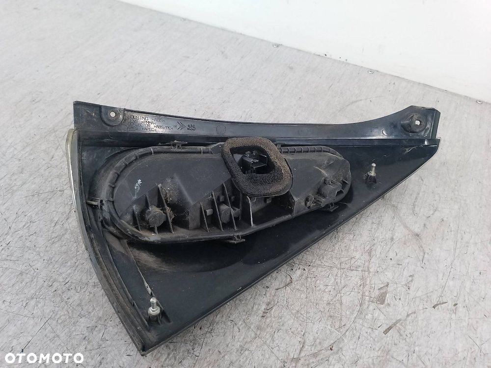 LAMPA TYLNA LEWA CITROEN C1 81560-0H060 HATCHBACK - 2