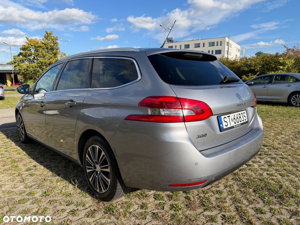 Peugeot 308 2020 photo 3