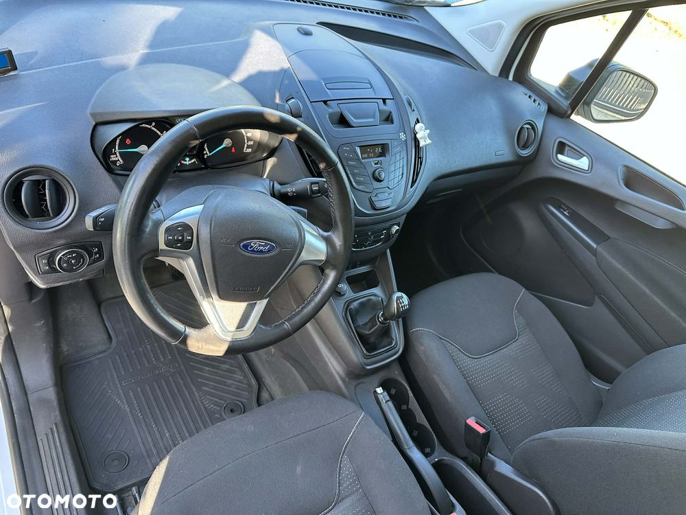 Ford TRANSIT COURIER - 11