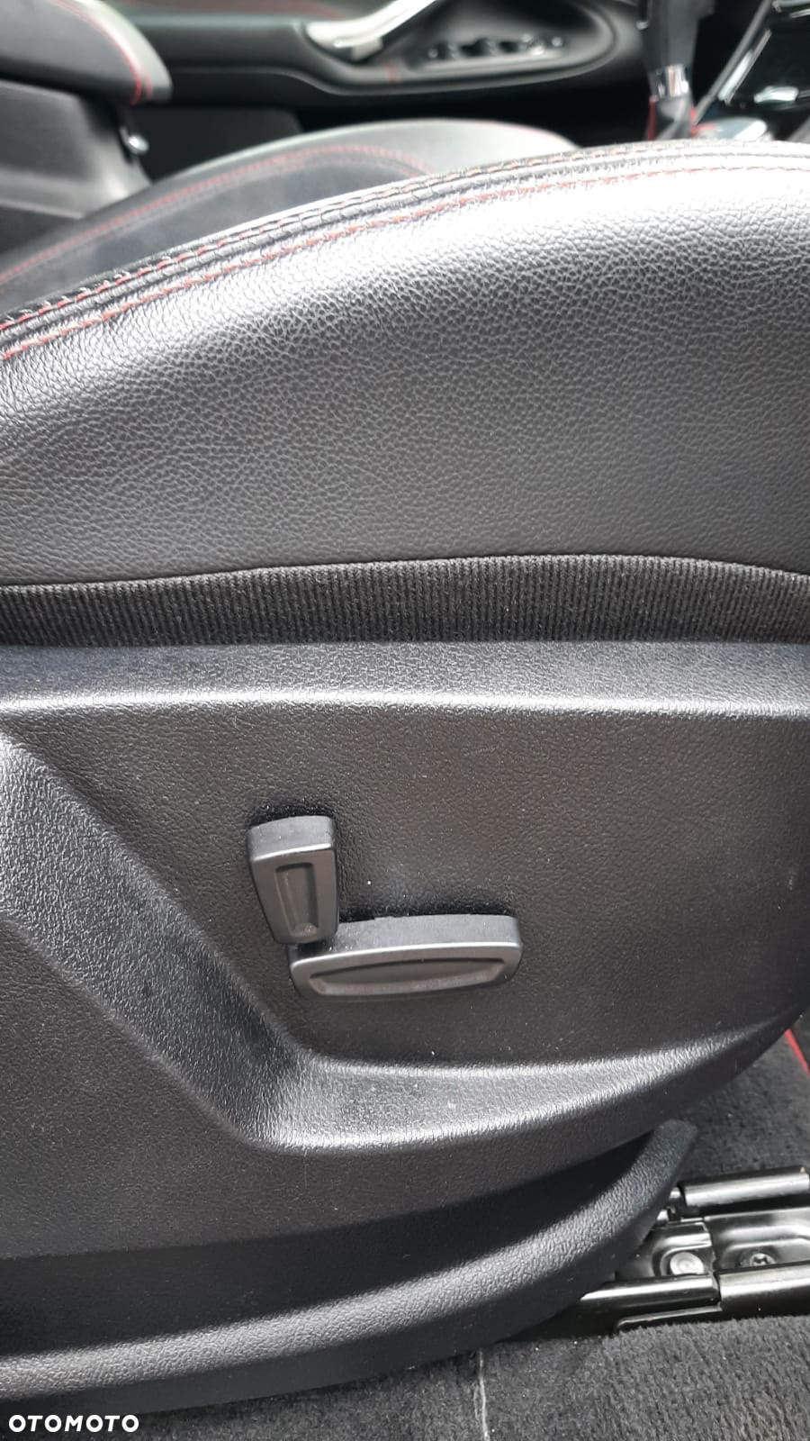 Ford S-Max 2.0 EcoBoost Titanium - 18
