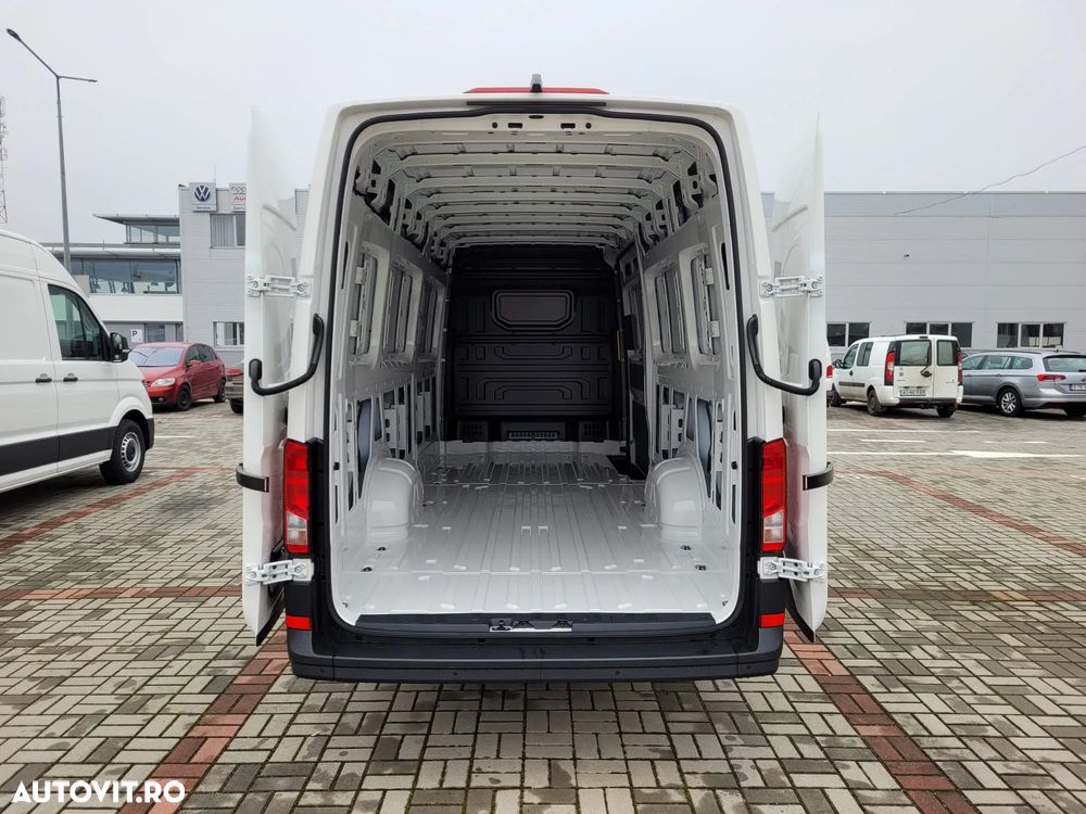 Volkswagen Crafter L5H3 - modelul extralung - 5