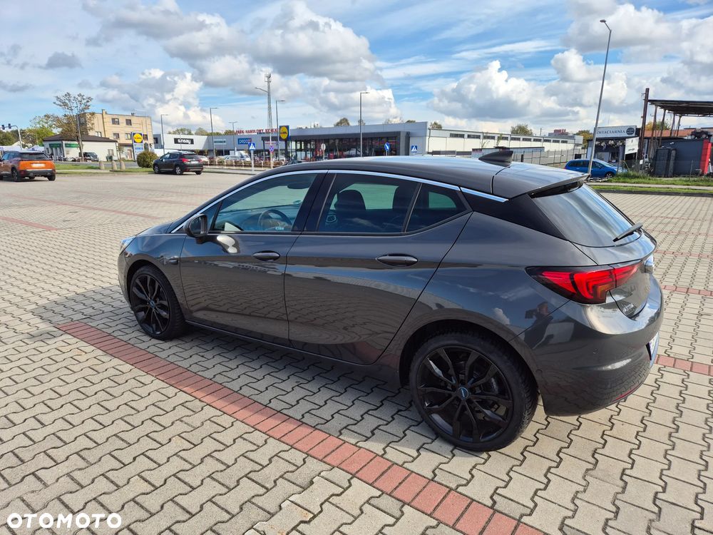 Opel Astra 1.4 T Elite - 11