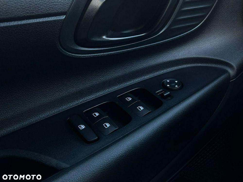 Hyundai i20 1.2 Modern - 21