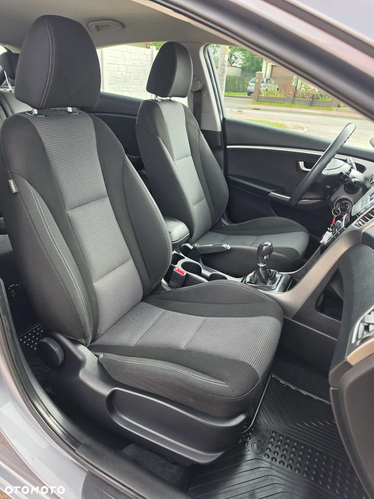 Hyundai i30 1.4 Style - 32