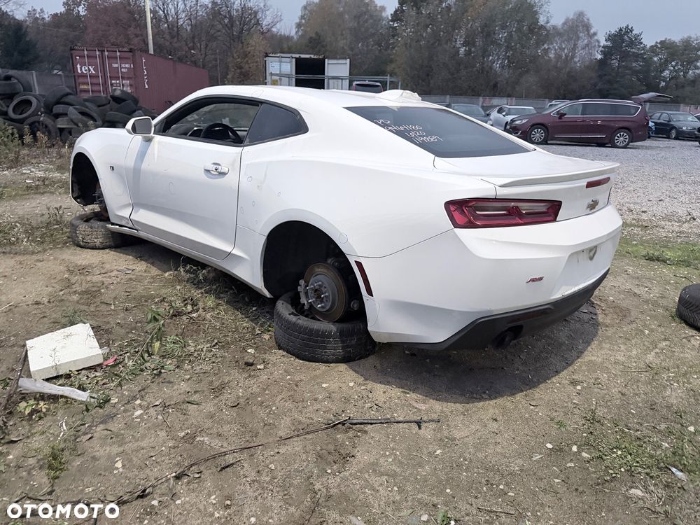 Chevrolet Camaro - 2