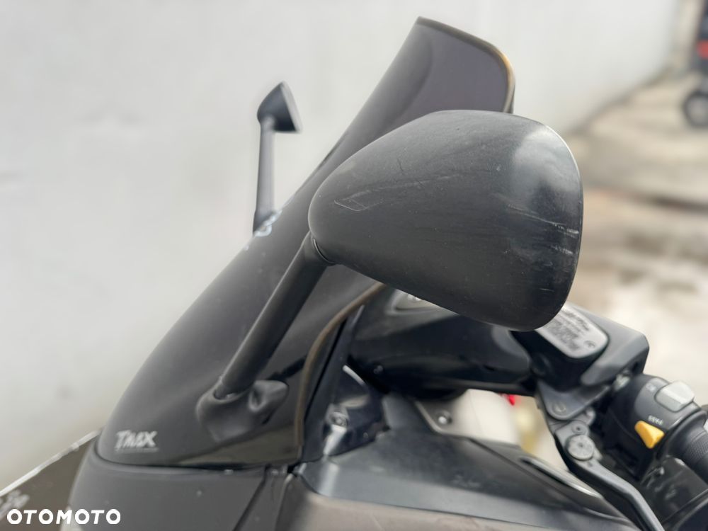 Yamaha Tmax - 13