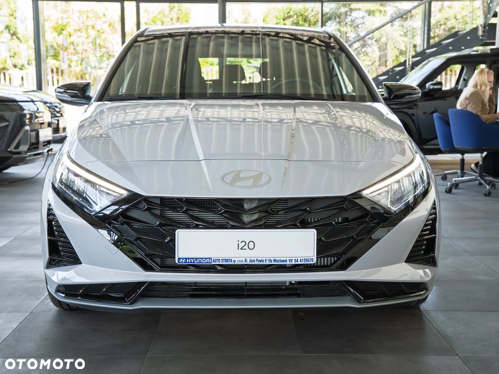 Hyundai i20 1.0 T-GDi Modern Black DCT - 2