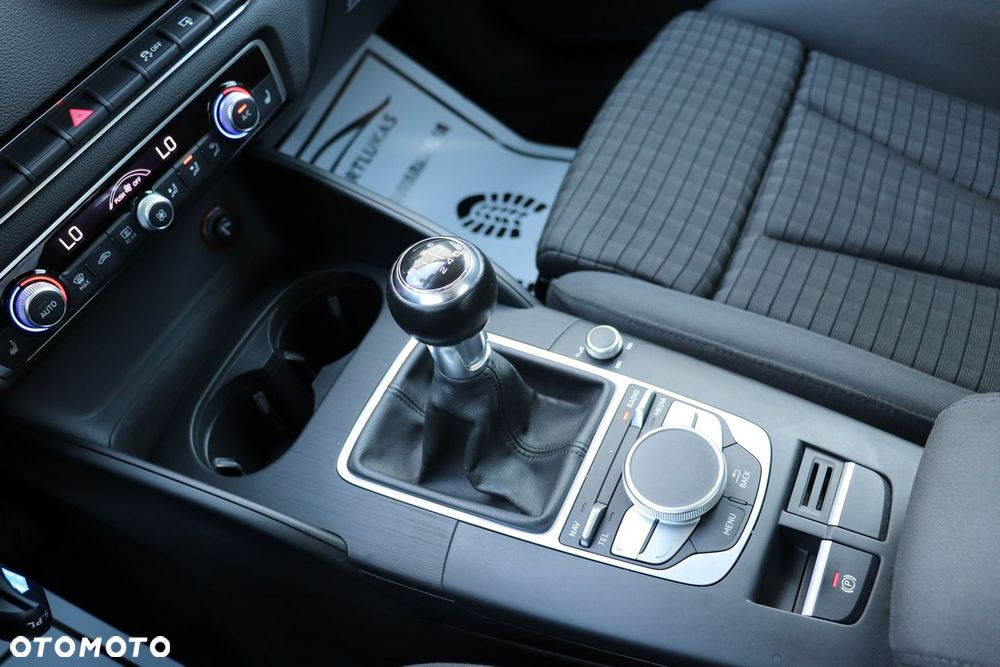 Audi A3 Sportback - 19