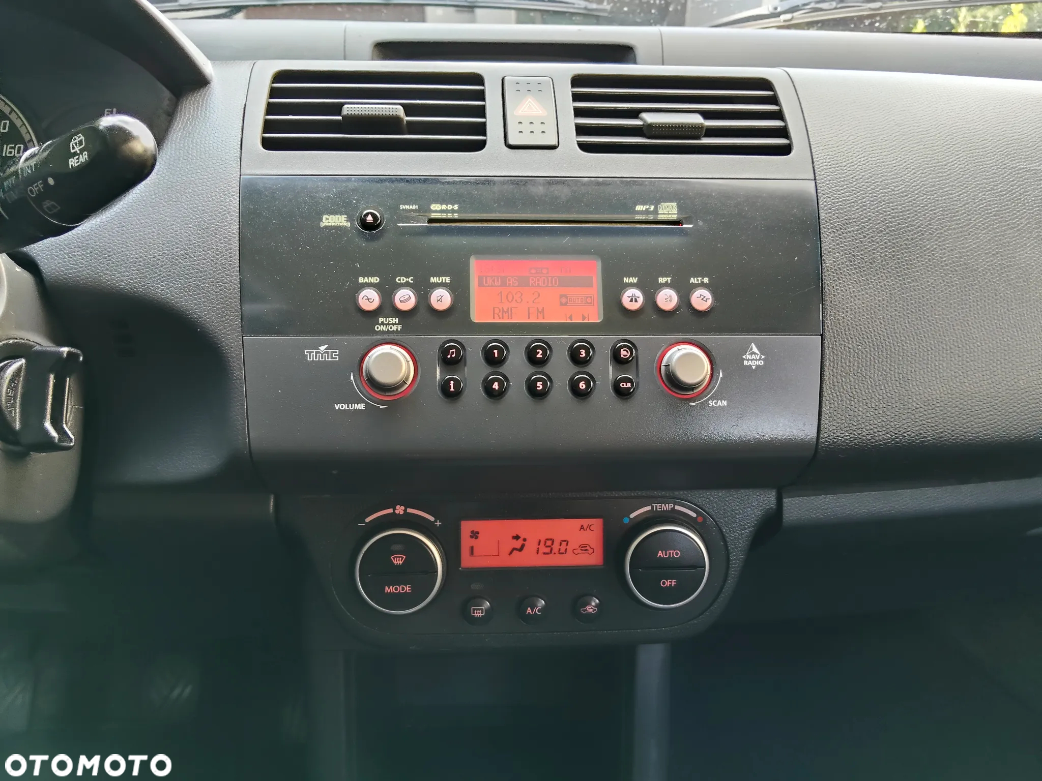 Suzuki Swift 1.3 Comfort - 27