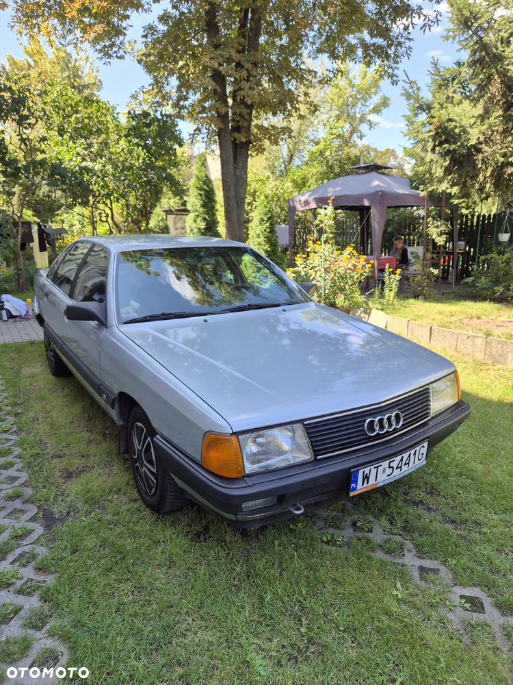Audi 100 - 3