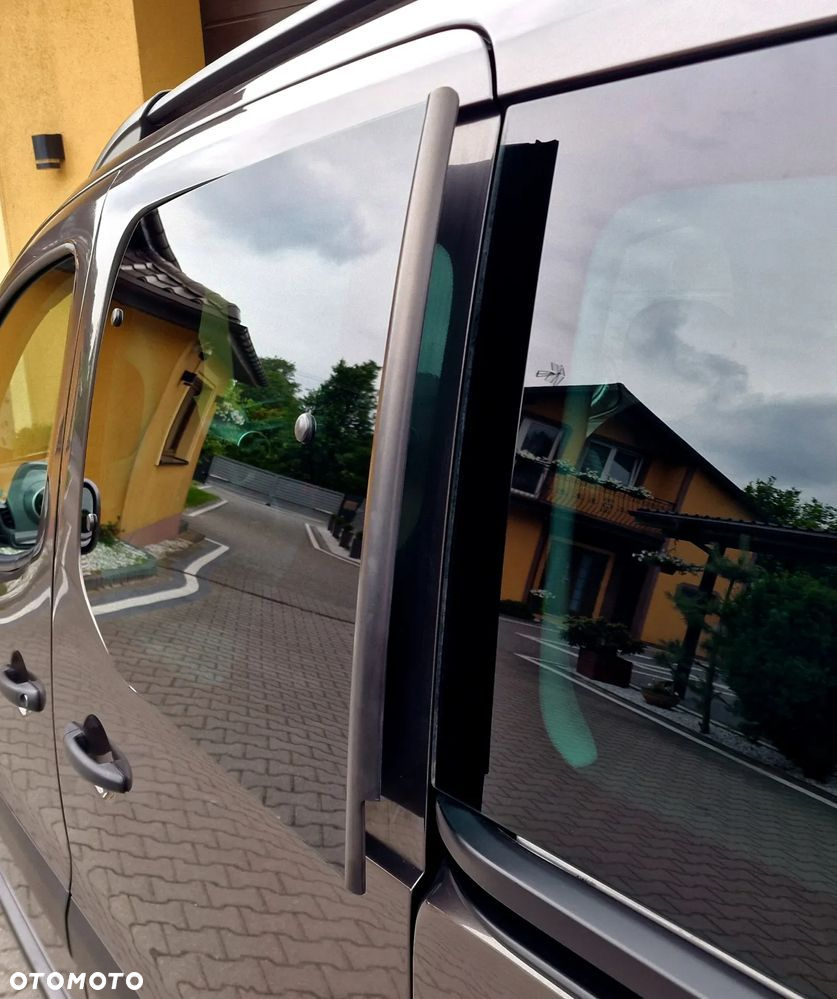 Peugeot Partner 1.6 BlueHDi Outdoor - 21