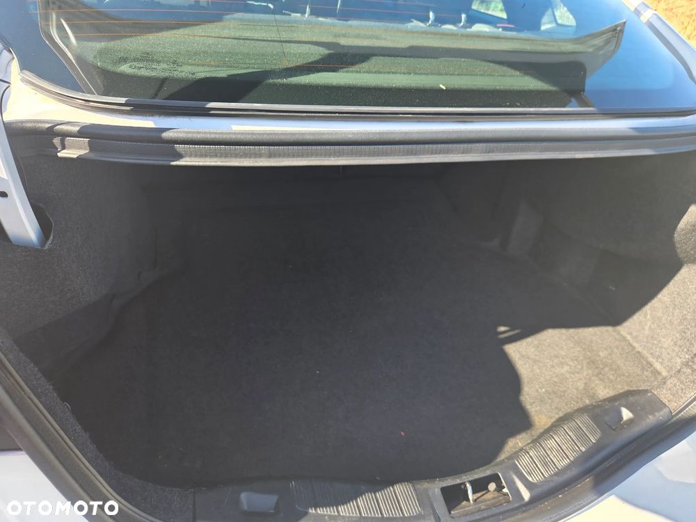 Ford Fusion - 10