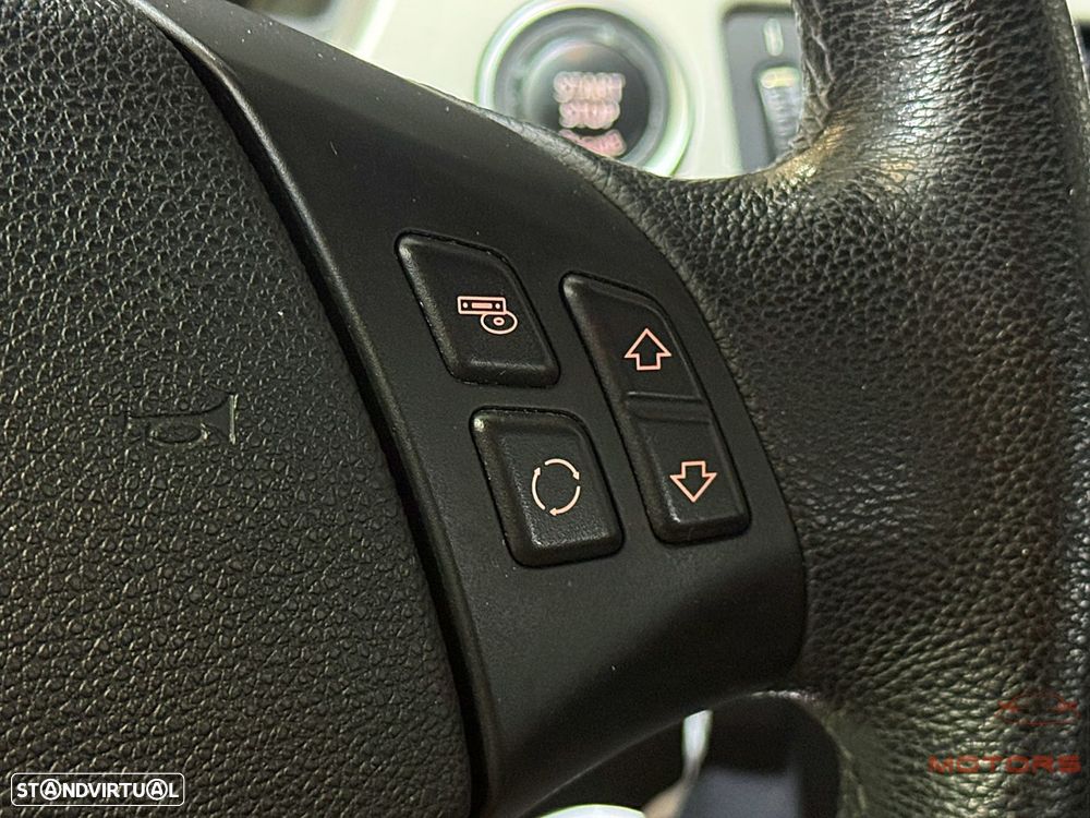 BMW 320 d Navigation - 25