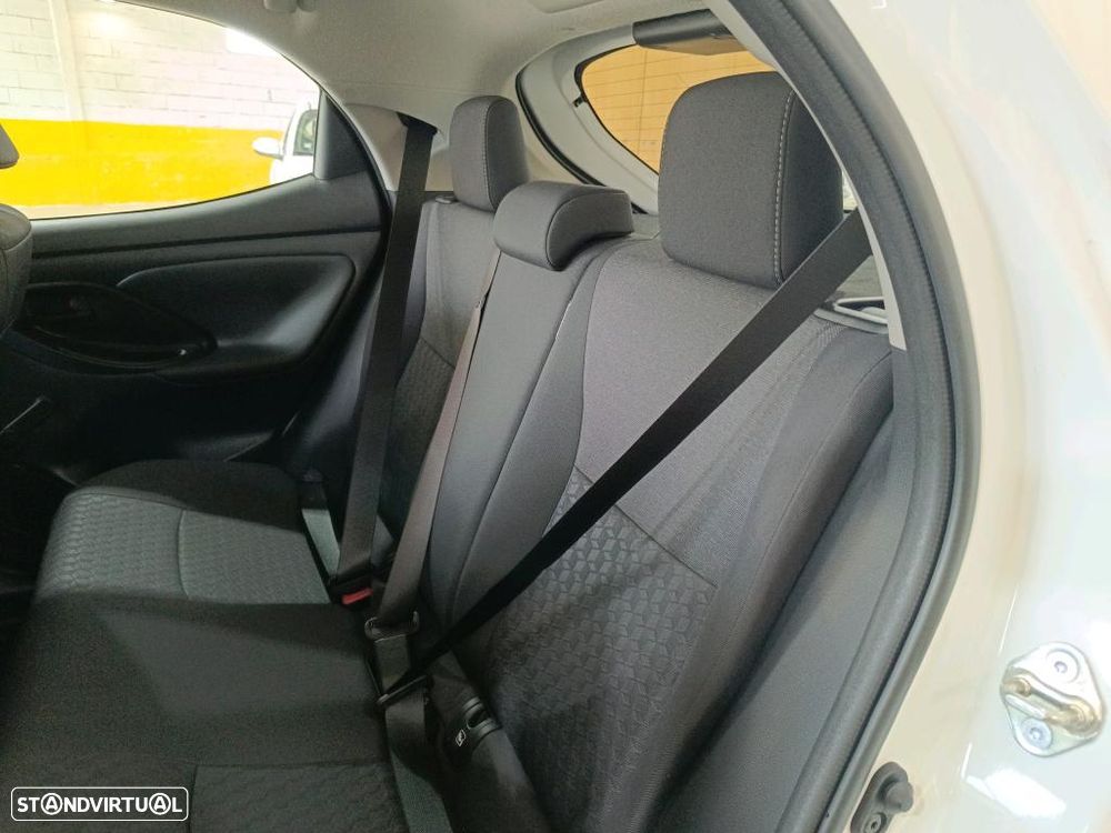 Toyota Yaris 1.5 HDF Comfort - 9