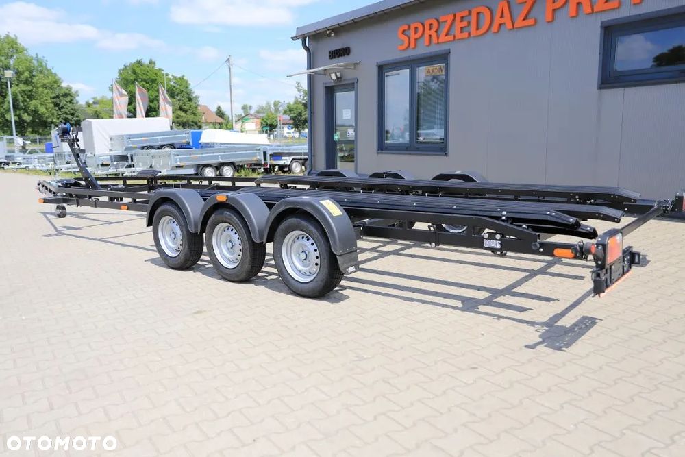 Lorries Przyczepa Podłodziowa PP35-9825 w Kolorze Czarnym Do Łodzi Max 9.8 M DMC 3500 kg Tylne Lampy LED - 6