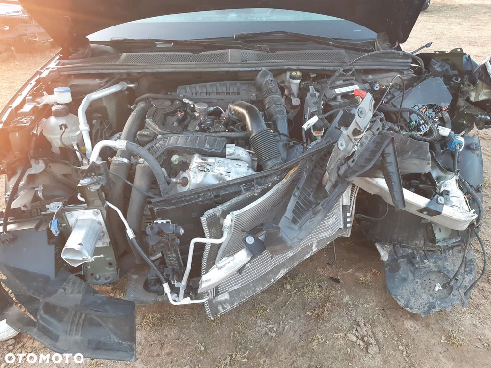 Opel Astra 1.2 Turbo Start/Stop Elegance - 9