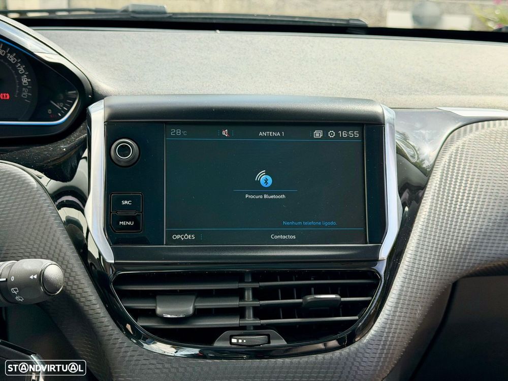 Peugeot 2008 1.2 PureTech Allure Pack - 21
